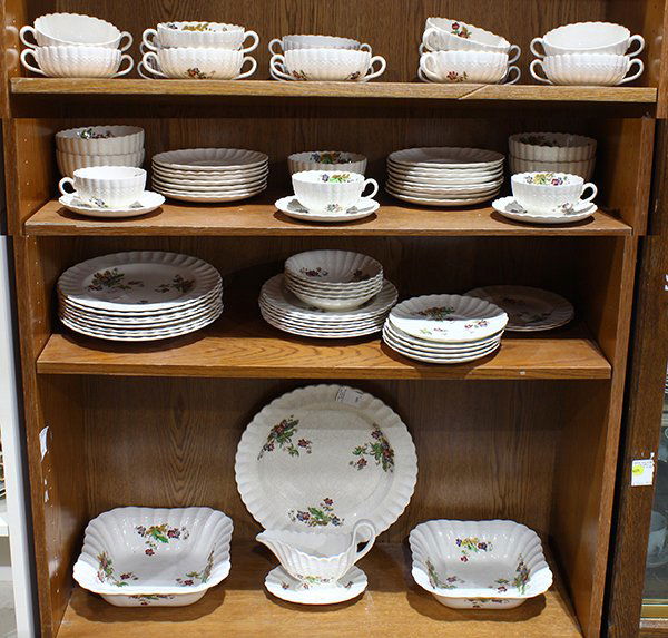 (Lot of 71) English Copeland Spode earthenware partial (1 of 3)