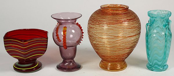 (lot of 10) Czech art glass group including (1 of 3)