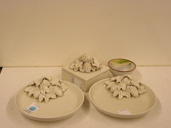 Fitz and Floyd garniture set: 3 piece Fitz and Floyd porcelain table garniture with Nippon dish