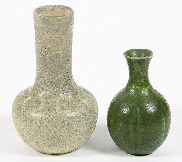 (lot of 2) Grueby art pottery vase group, one having a (1 of 4)