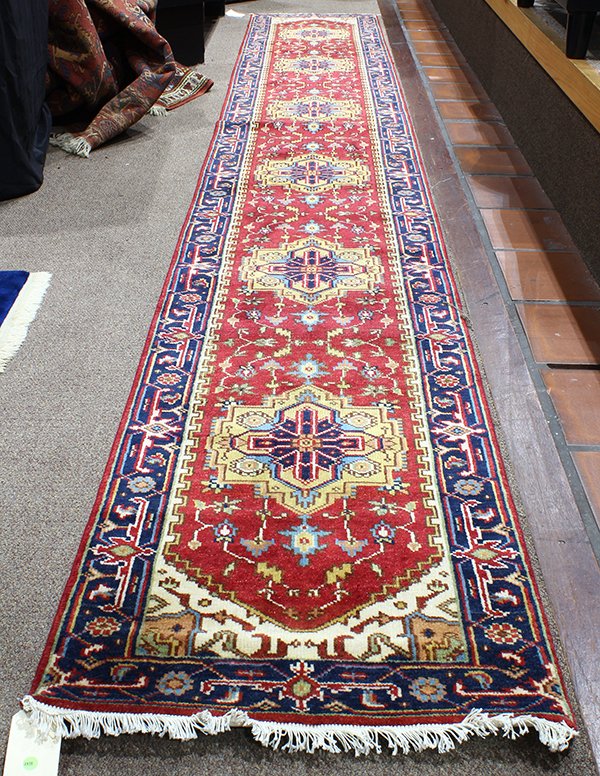 Agra Serapi runner (1 of 3)