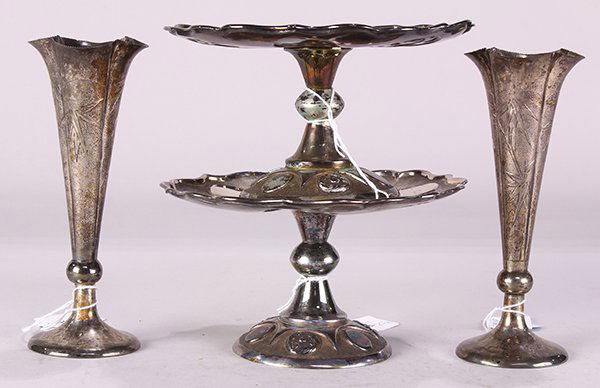 Chinese Export Silver compotes and bud vases by Tuck (1 of 3)