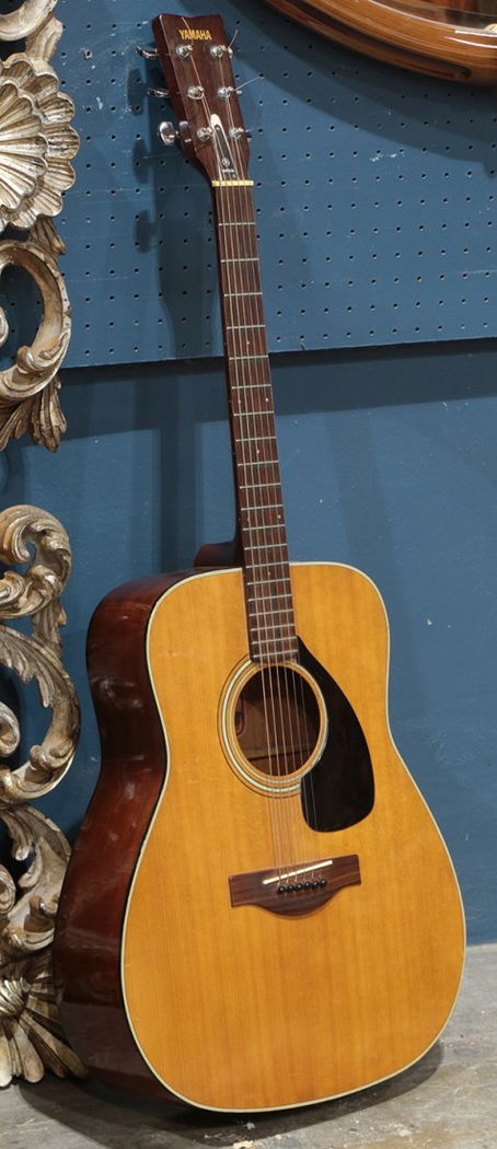 Yamaha FG-180