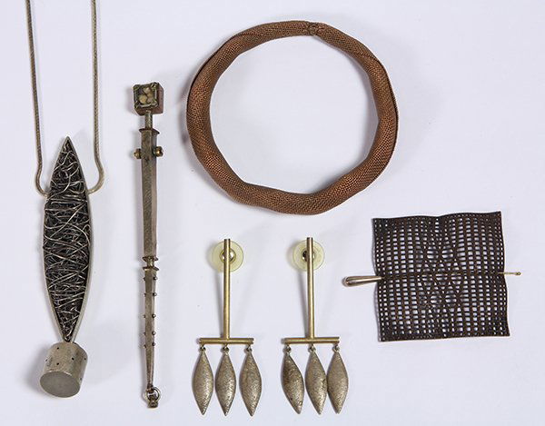 Collection of contemporary metal jewelry (1 of 5)