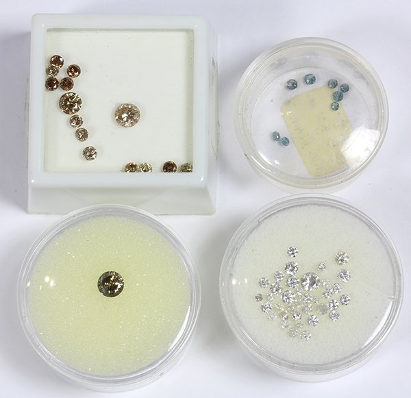 Collection of unmounted diamonds (1 of 3)