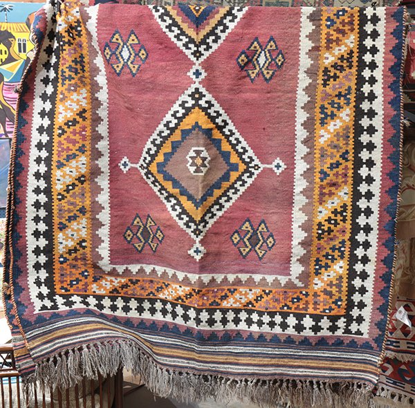 Qashqa'i Kilim carpet, 5' x 9'6" (1 of 1)