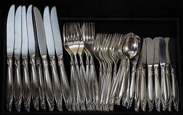 American Oneida Heirloom sterling silver flatware (1 of 2)