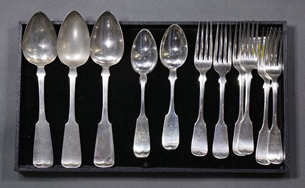 (lot of 15) American silver "Fiddleback" flatware group (1 of 2)