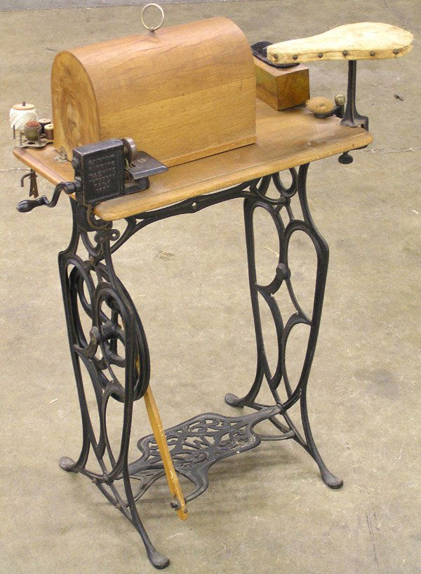 129 Victorian youth treadle sewing machine