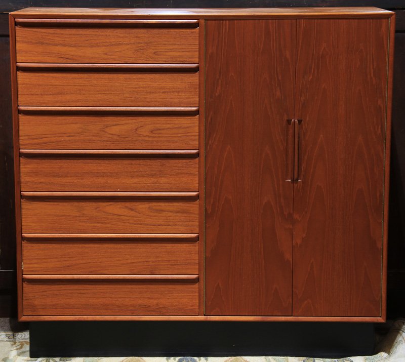 Danish Modern teak chest (1 of 2)