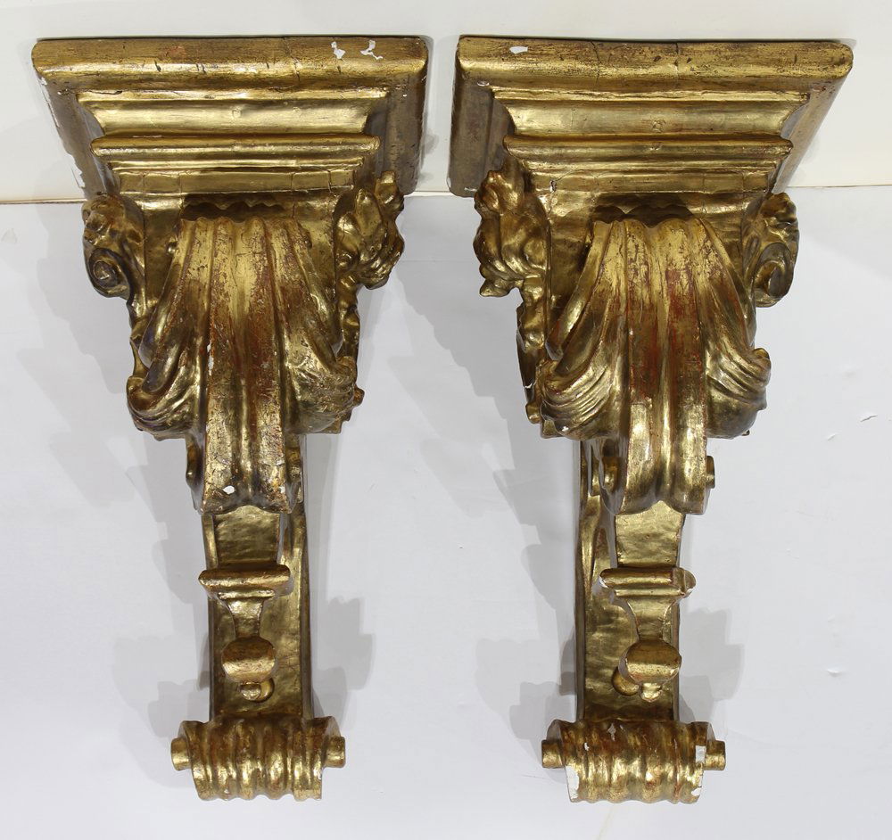 Monumental giltwood carved brackets (1 of 7)
