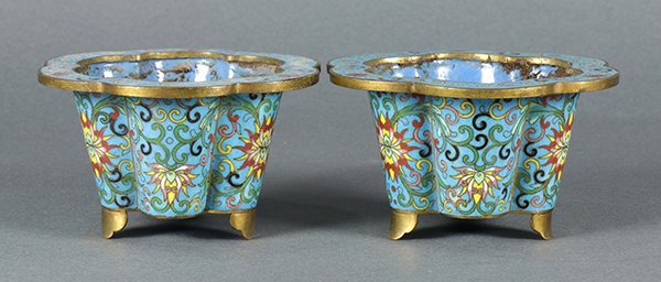 Two Chinese Cloisonne Planters (1 of 5)
