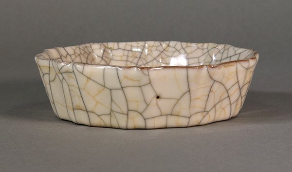 Chinese Ge-type Brush Washer of Mallow Form (1 of 6)