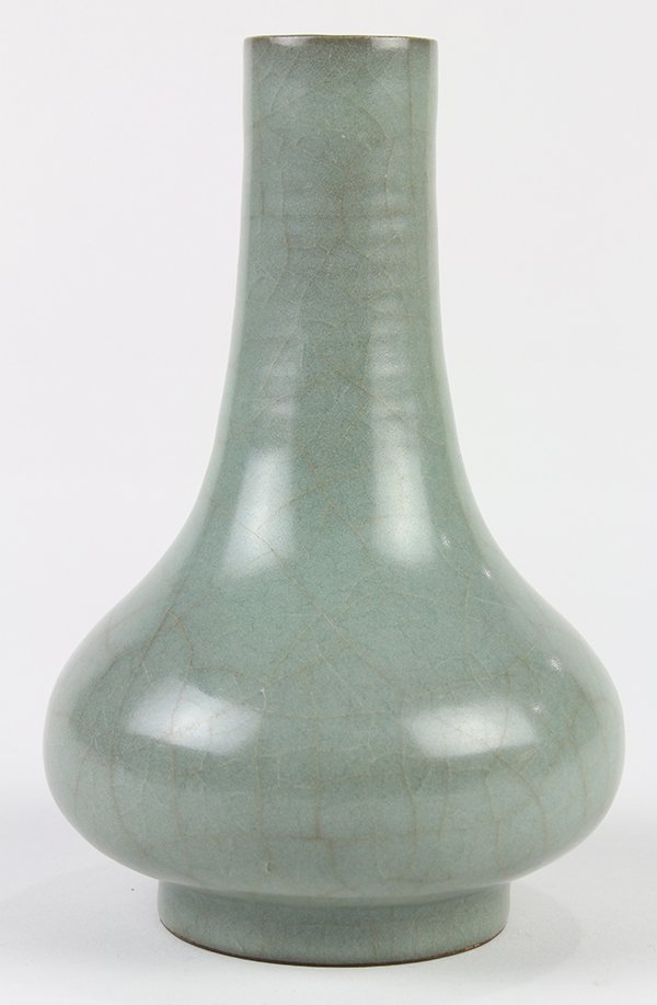 Chinese Guan-type Vase (1 of 6)