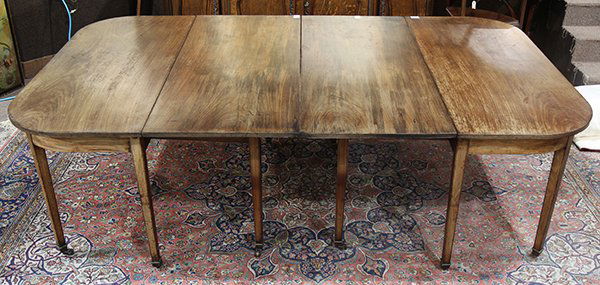 Georgian style walnut dining table 19th century, having (1 of 5)