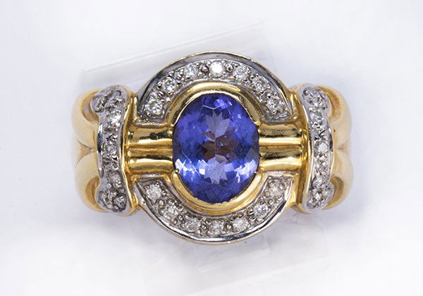 Tanzanite, diamond and 18k yellow gold ring (1 of 3)