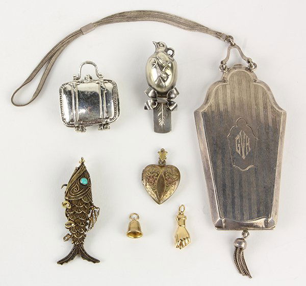 Collection of gold and silver items (1 of 2)