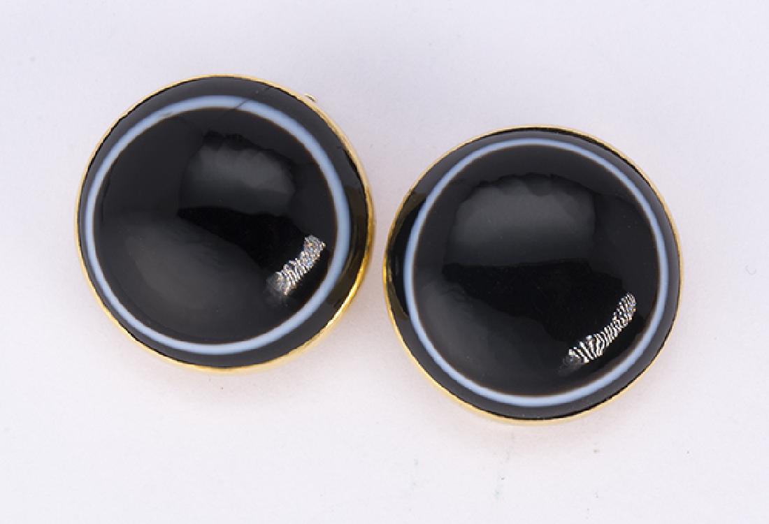 Pair of bullseye agate and 14k yellow gold earrings (1 of 2)