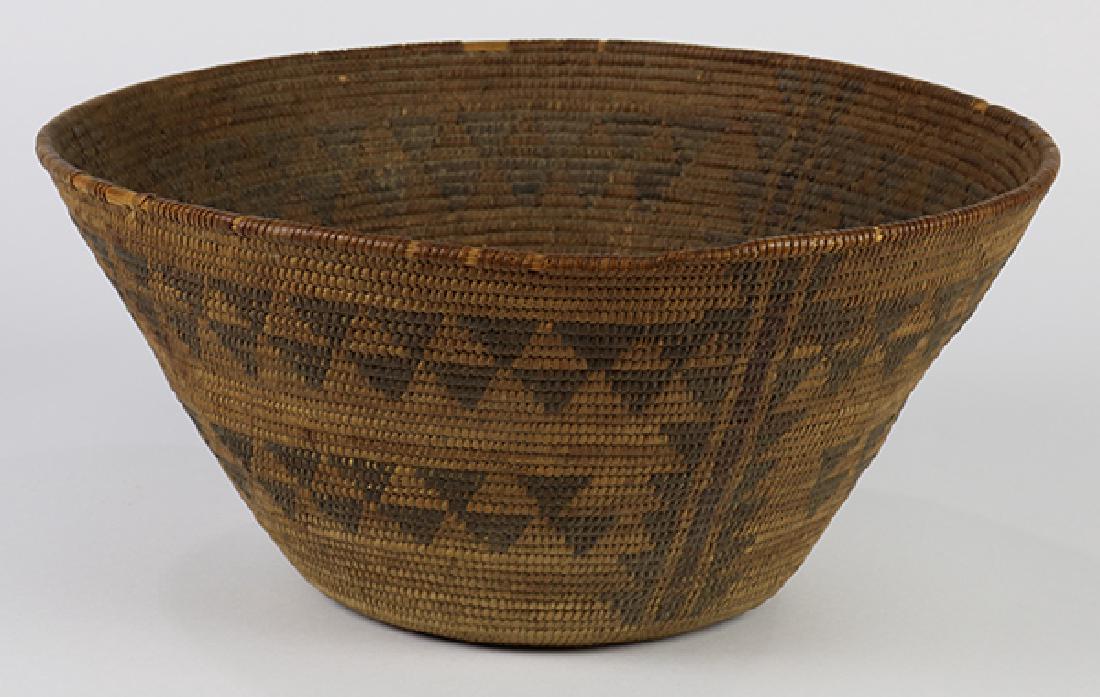 Antique Central California polychrome decorated basket (1 of 4)