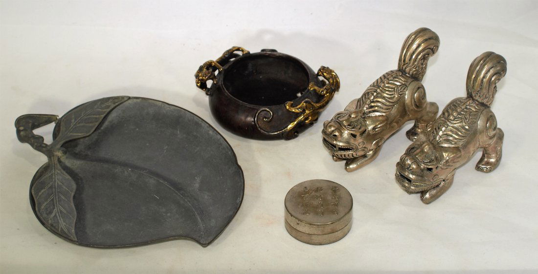 Vintage & antique Chinese bronze, silver, pewter items (1 of 10)