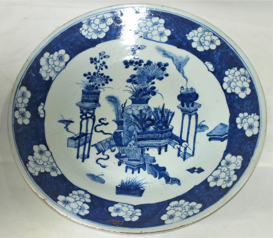 Large antique Chinese b/w porcelain plate / charger (1 of 7)