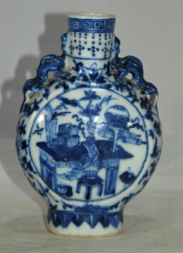Antique Chinese blue/white porcelain moon flask vase (1 of 7)