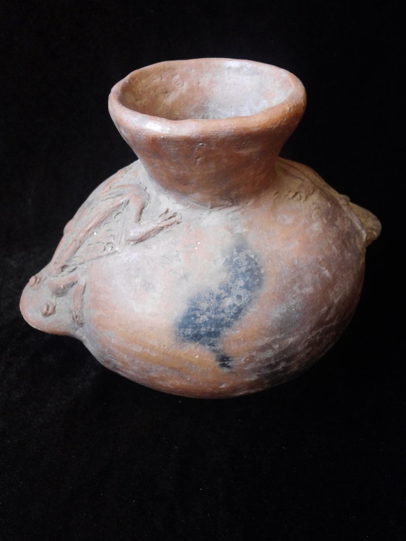 MAYAN FROG EFFIGY JAR (1 of 4)
