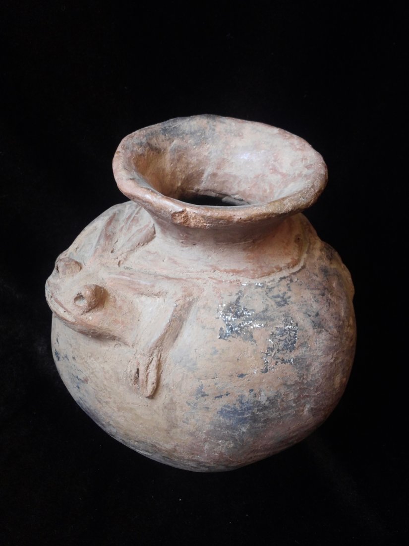 MAYAN FROG EFFIGY JAR (1 of 4)