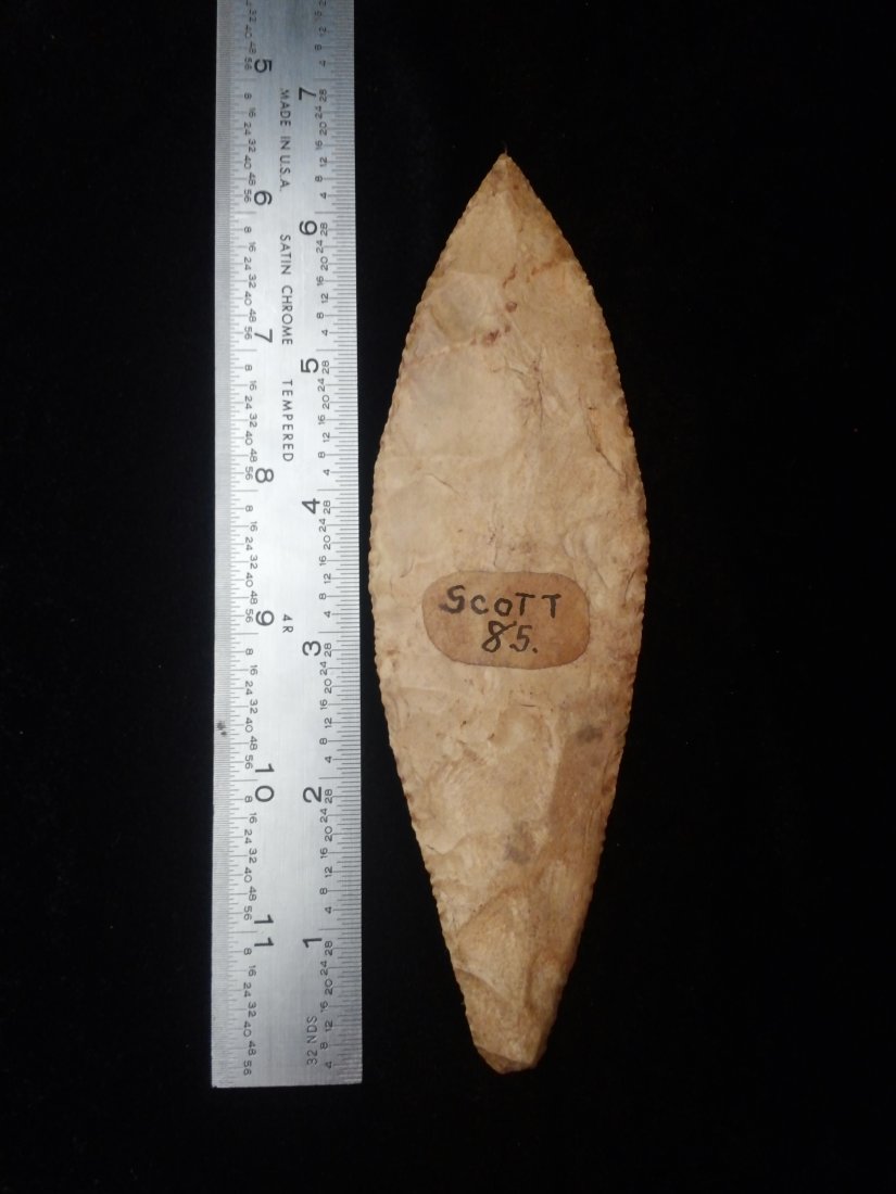 SEDALIA  ARROWHEAD INDIAN ARTIFACT (1 of 1)
