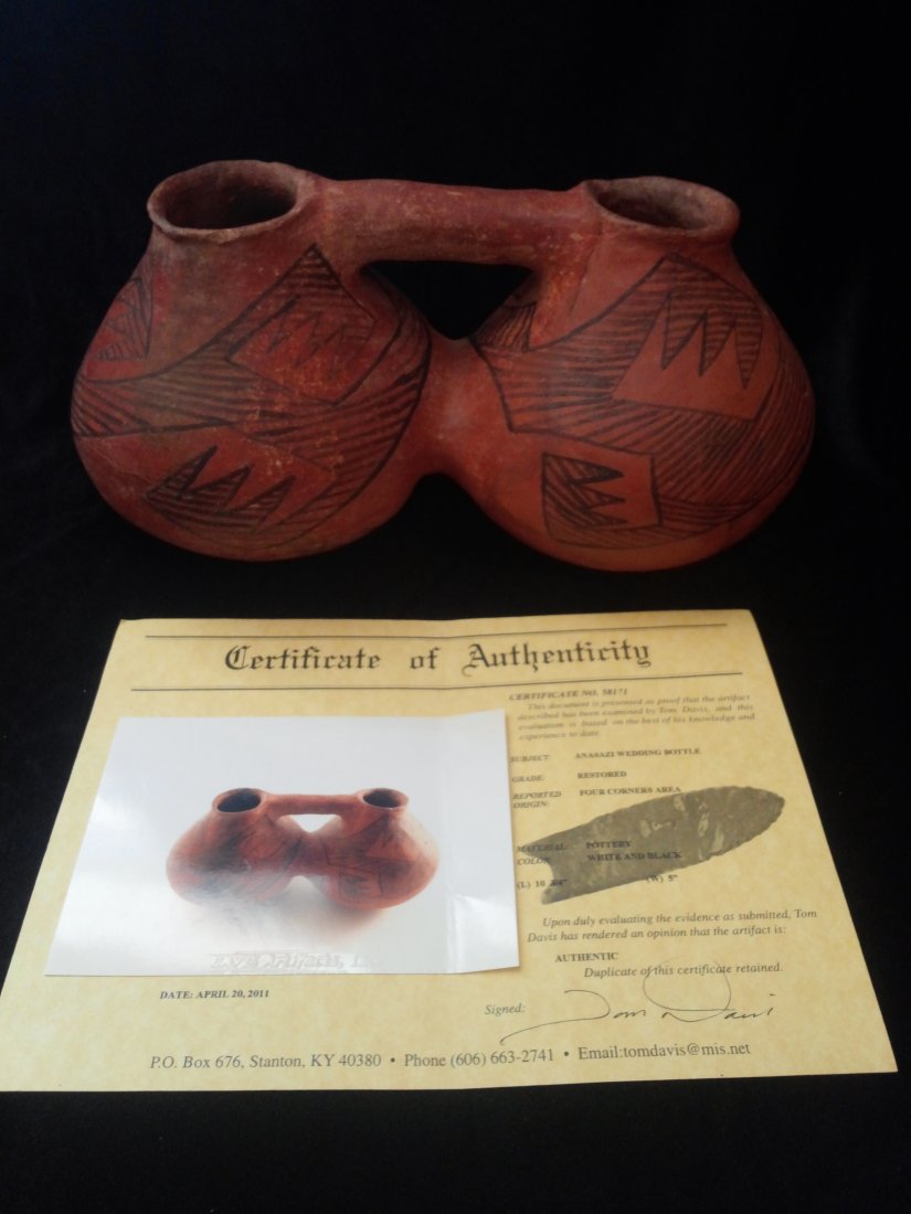 ANASAZI WEDDING BOTTLE WITH TOM DAVIS COA (1 of 6)