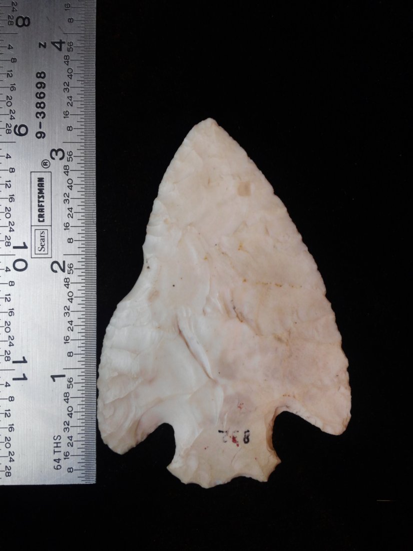 SNYDERS ARROWHEAD INDIAN ARTIFACT (1 of 1)