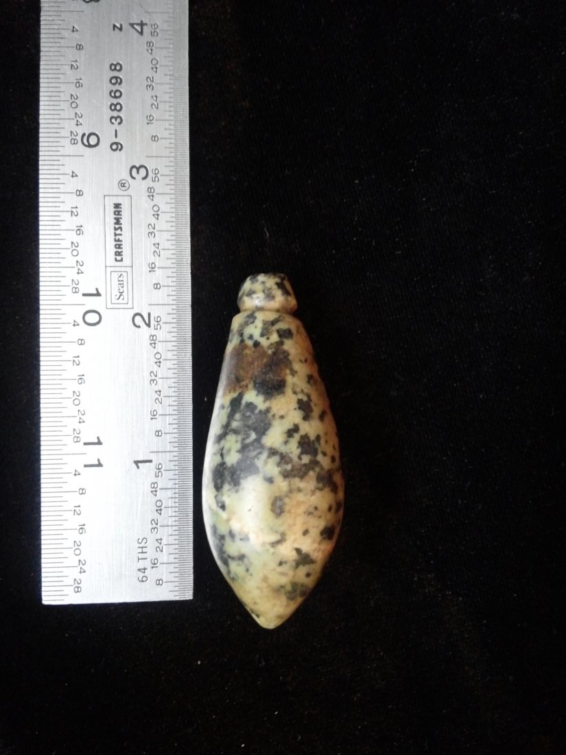 PLUMMET INDIAN ARTIFACT ARROWHEAD (1 of 1)