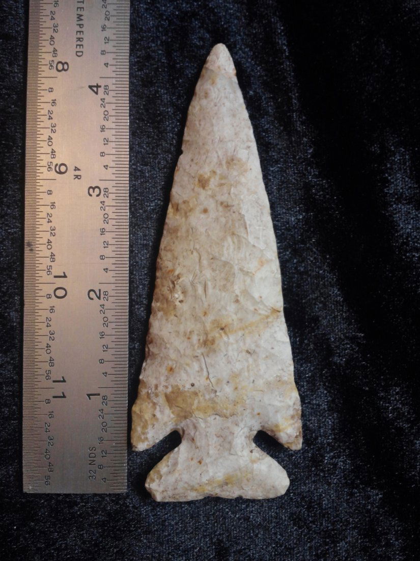 LOST LAKE    INDIAN ARTIFACTS  ARROWHEADS (1 of 1)
