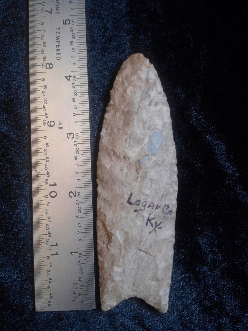 CLOVIS    INDIAN ARTIFACT ARROWHEAD (1 of 1)