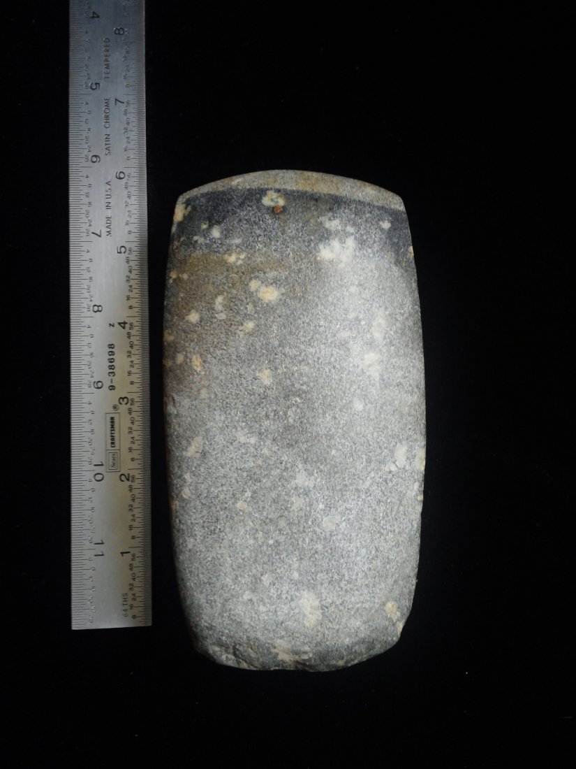 CELT   INDIAN ARTIFACT ARROWHEAD (1 of 1)