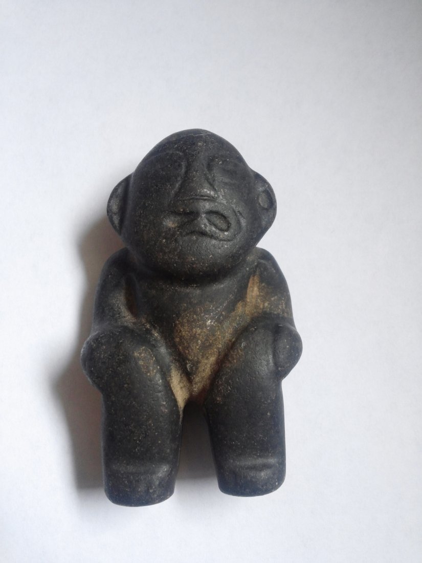 STONE HUMAN EFFIGY        INDIAN ARTIFACT ARROWHEAD (1 of 2)