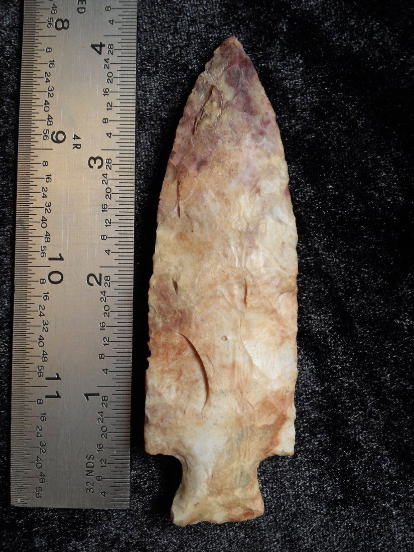 ETLEY  INDIAN ARTIFACT ARROWHEAD (1 of 1)