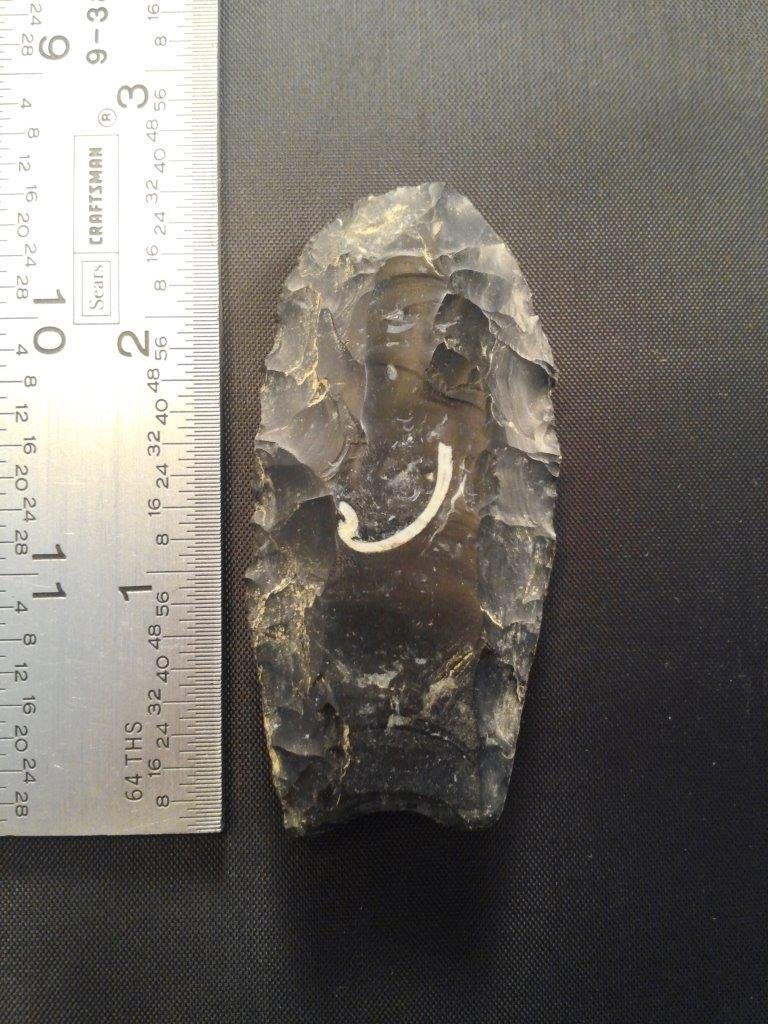 CLOVIS  ARROWHEAD INDIAN ARTIFACT (1 of 3)