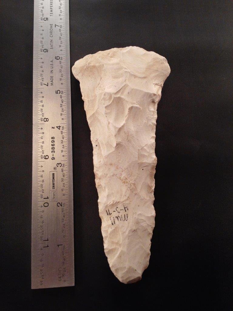 COBBS: THIS BEAUTIFUL PIECE IS 6&1/8 INCHES LONG. IT IS FROM MISSOURI. IT WOULD MAKE A GREAT ADDITION TO YOUR COLLECTION!!