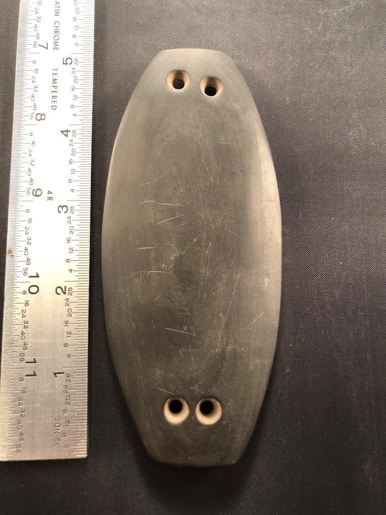 GORGET  INDIAN ARTIFACT ARROWHEAD (1 of 4)