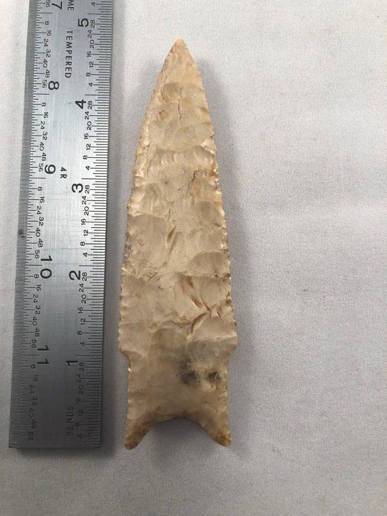 DALTON INDIAN ARTIFACT ARROWHEAD: THIS WONDERFUL ARTIFACT IS 4&3/4 INCHES LONG. IT IS FROM NE ARKANSAS. IT WILL MAKE A GREAT ADDITION TO YOUR COLLECTION!