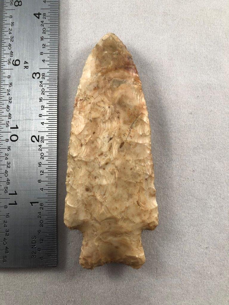 HOLLAND    INDIAN ARTIFACT ARROWHEAD (1 of 3)