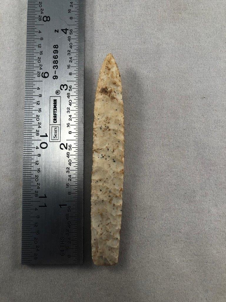 AGATE BASIN          INDIAN ARTIFACT ARROWHEAD (1 of 3)