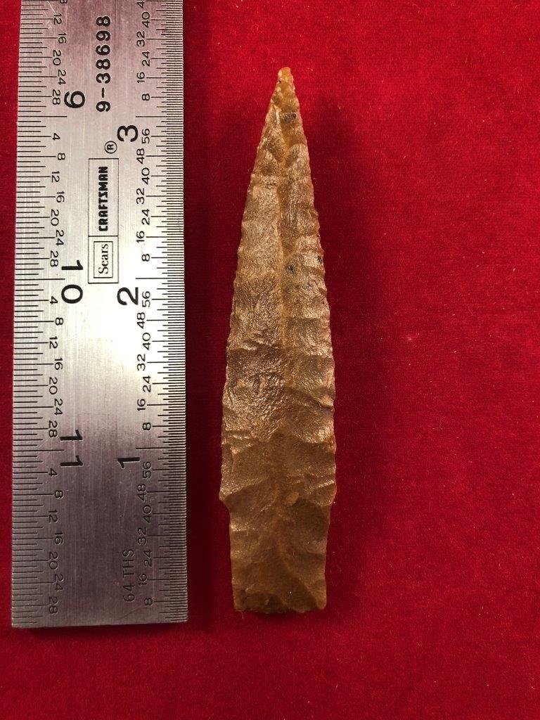 SCOTTSBLUFF      INDIAN ARTIFACT ARROWHEAD (1 of 3)