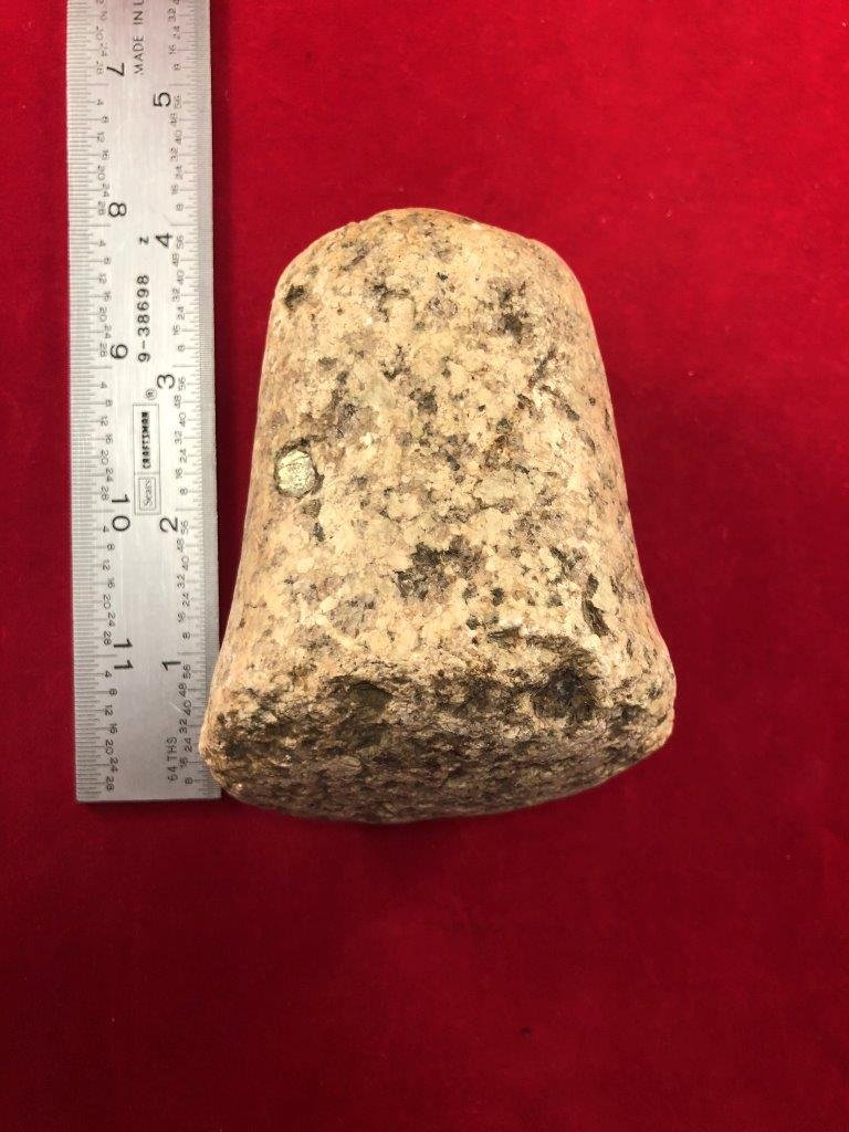 PESTLE  INDIAN ARTIFACT ARROWHEAD (1 of 3)