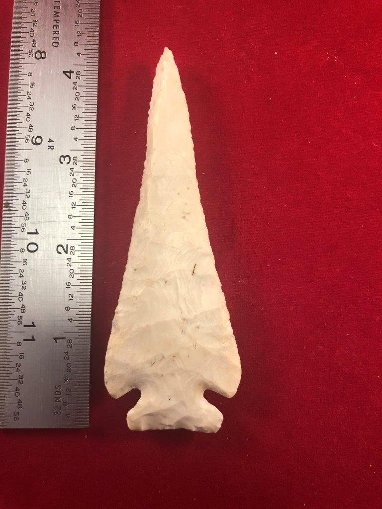 THEBES       INDIAN ARTIFACT ARROWHEAD (1 of 3)