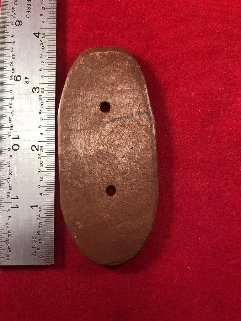 GORGET INDIAN ARTIFACT ARROWHEAD: THIS BEAUTIFUL NATIVE AMERICAN INDIAN ARTIFACT IS 3&3/4 INCHES LONG. IT IS FROM ILLINOIS. IT WILL MAKE A GREAT ADDITION TO YOUR COLLECTION! KEY WORDS: NATIVE AMERICAN INDIAN ARTIFACT ARTIFACTS ARROWHE