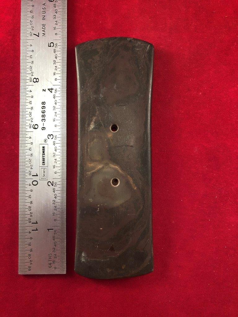 GORGET INDIAN ARTIFACT ARROWHEAD: THIS BEAUTIFUL NATIVE AMERICAN INDIAN ARTIFACT IS 5 INCHES LONG 1&1/2 INCHES WIDE. IT IS FROM OHIO. IT WILL MAKE A GREAT ADDITION TO YOUR COLLECTION! KEY WORDS: NATIVE AMERICAN INDIAN ARTIFACT ARTIFAC