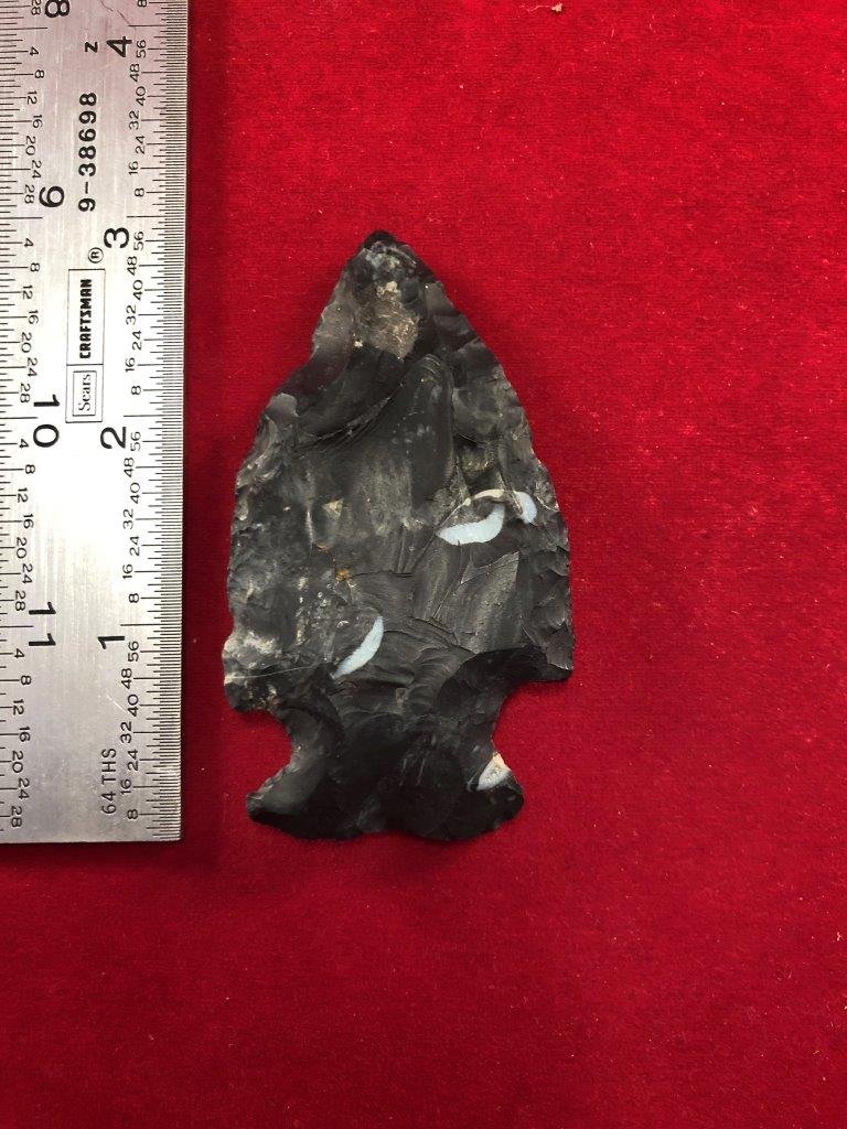 STILWELL    INDIAN ARTIFACT ARROWHEAD (1 of 3)