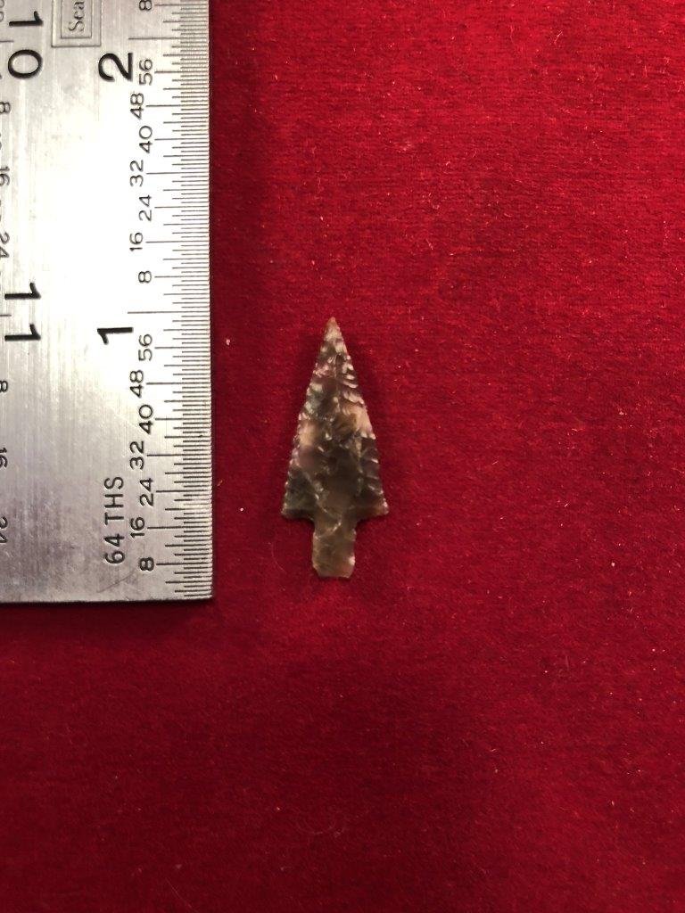 ALKALI  POINT      INDIAN ARTIFACT ARROWHEAD (1 of 3)